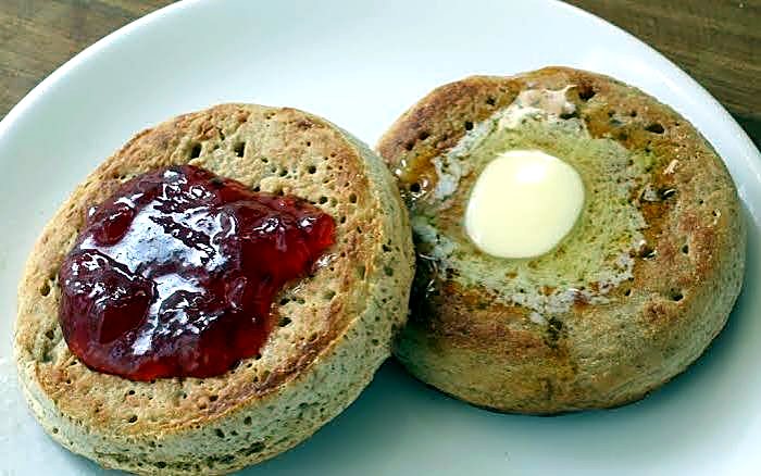 Wholemeal Crumpets